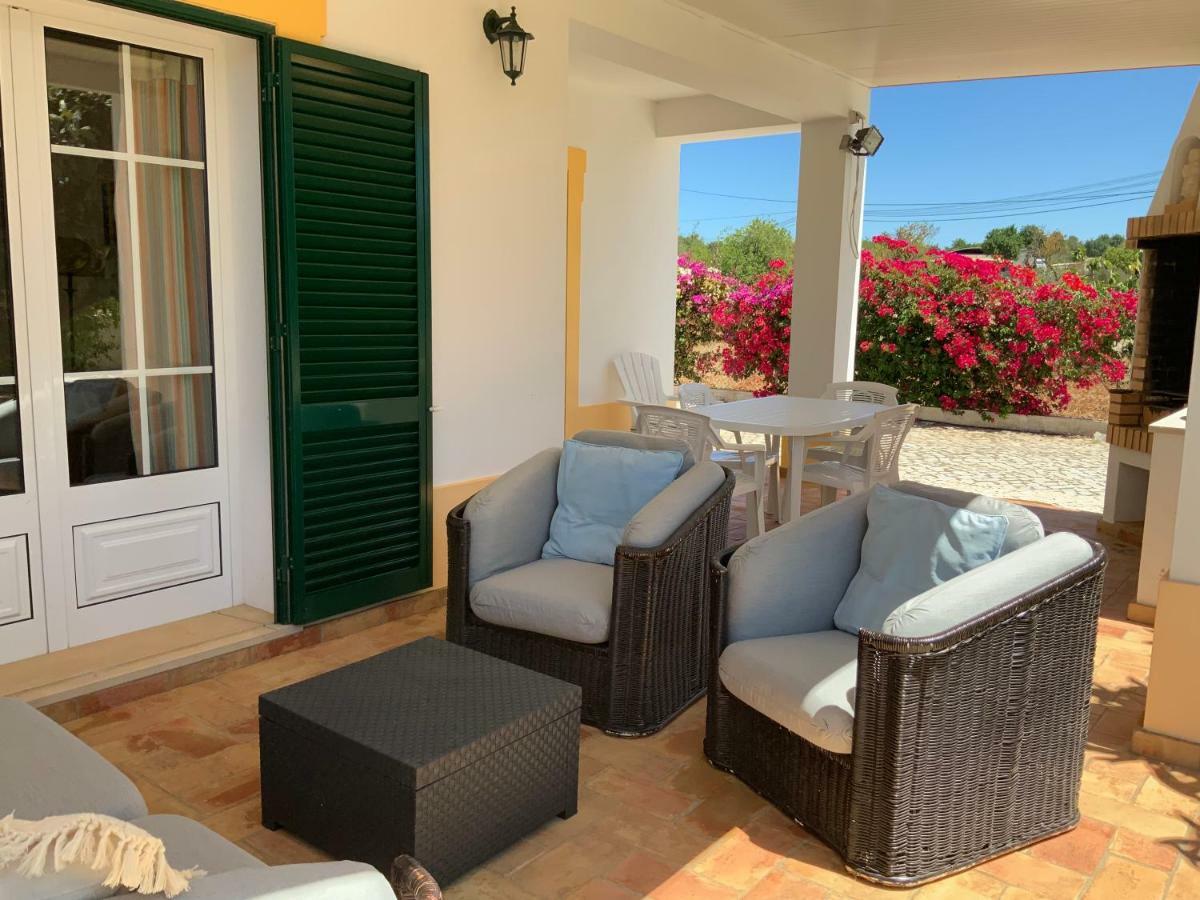 Guest House Alfarrobeiras Албуфейра Экстерьер фото
